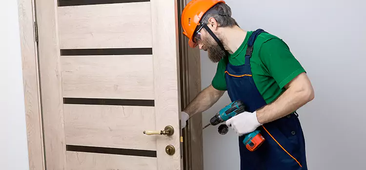 Replace Internal Door Handle with Lock Holbrook