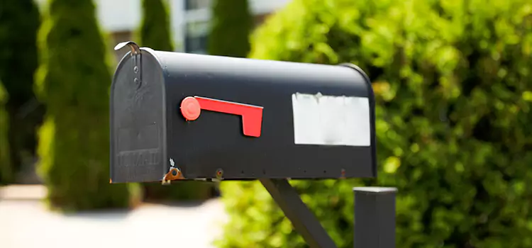 Secure Mailboxes for Packages Holbrook